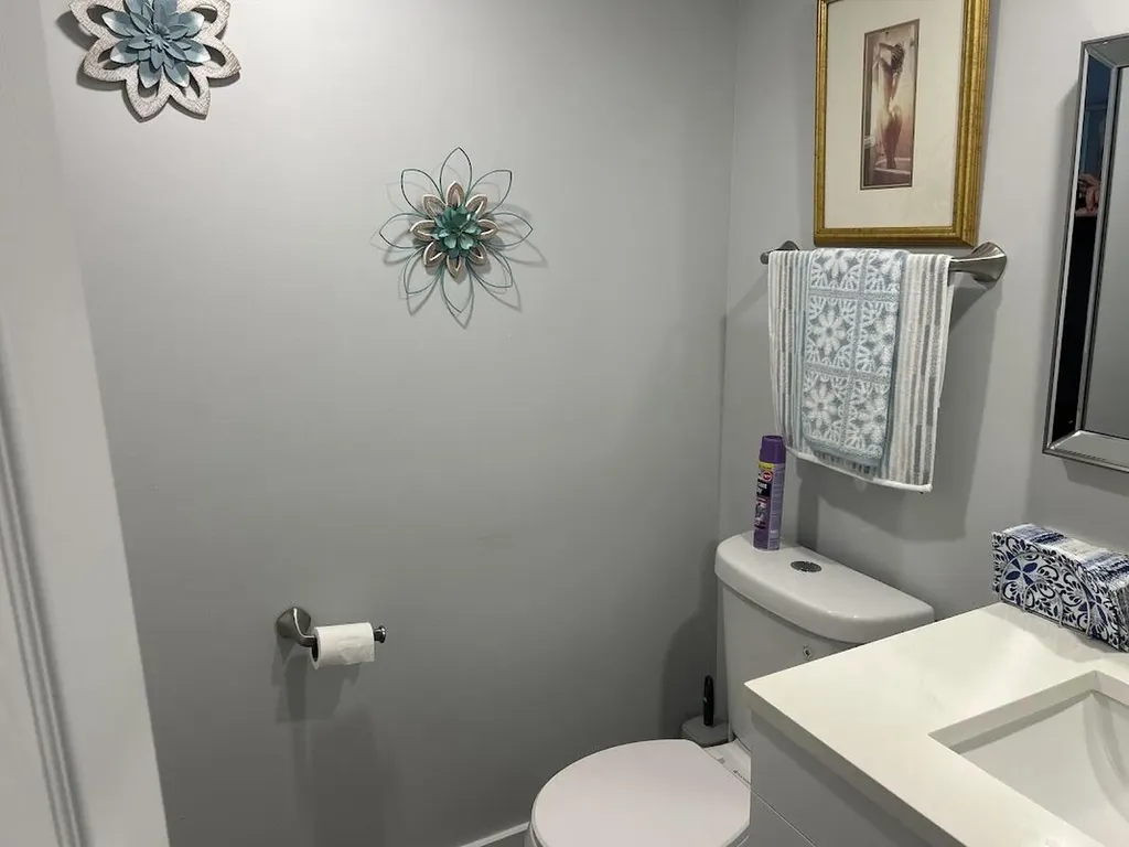 87 Piedmont B Delray Beach FL 33484