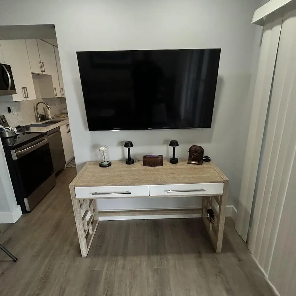 87 Piedmont B Delray Beach FL 33484