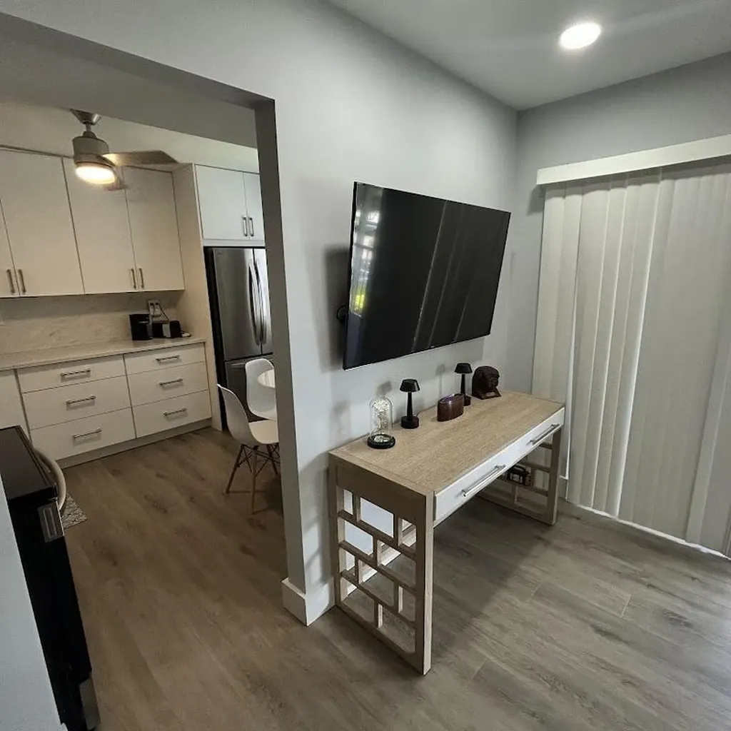 87 Piedmont B Delray Beach FL 33484
