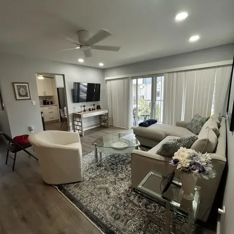 87 Piedmont B Delray Beach FL 33484