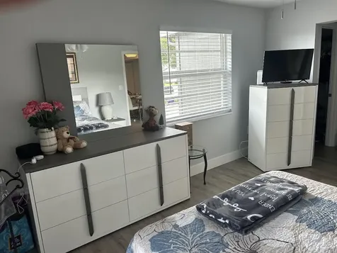 87 Piedmont B Delray Beach FL 33484