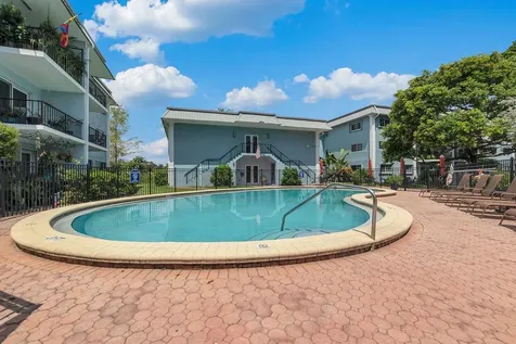 3004 NE 5th Terrace Wilton Manors FL 33334