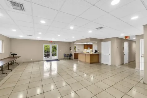 3004 NE 5th Terrace Wilton Manors FL 33334