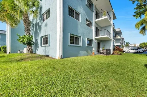 3004 NE 5th Terrace Wilton Manors FL 33334