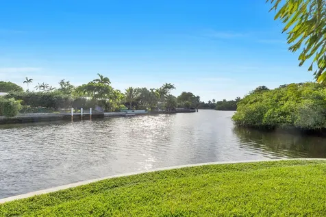 3004 NE 5th Terrace Wilton Manors FL 33334