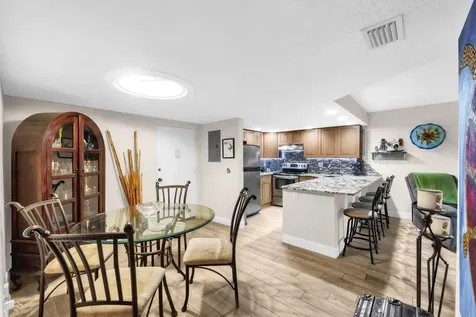 3004 NE 5th Terrace Wilton Manors FL 33334