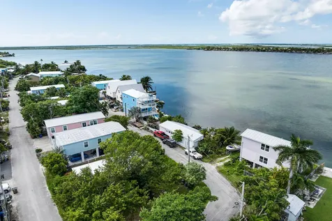 4 Shore Drive Key West FL 33040