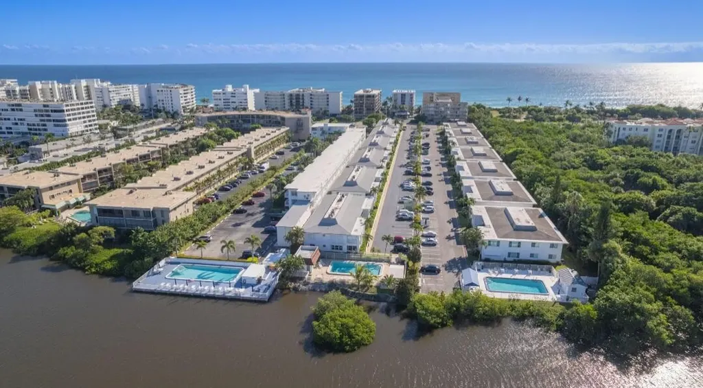 4201 S Ocean Boulevard South Palm Beach FL 33480