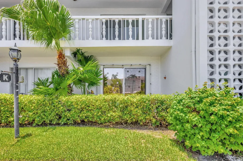 4201 S Ocean Boulevard South Palm Beach FL 33480