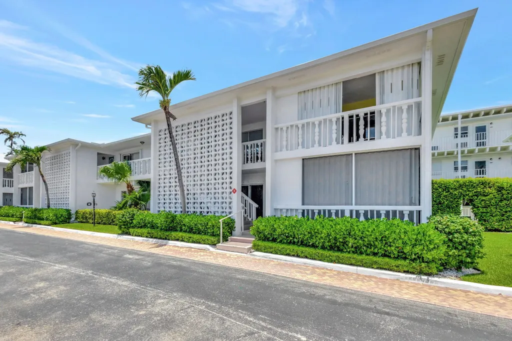 4201 S Ocean Boulevard South Palm Beach FL 33480