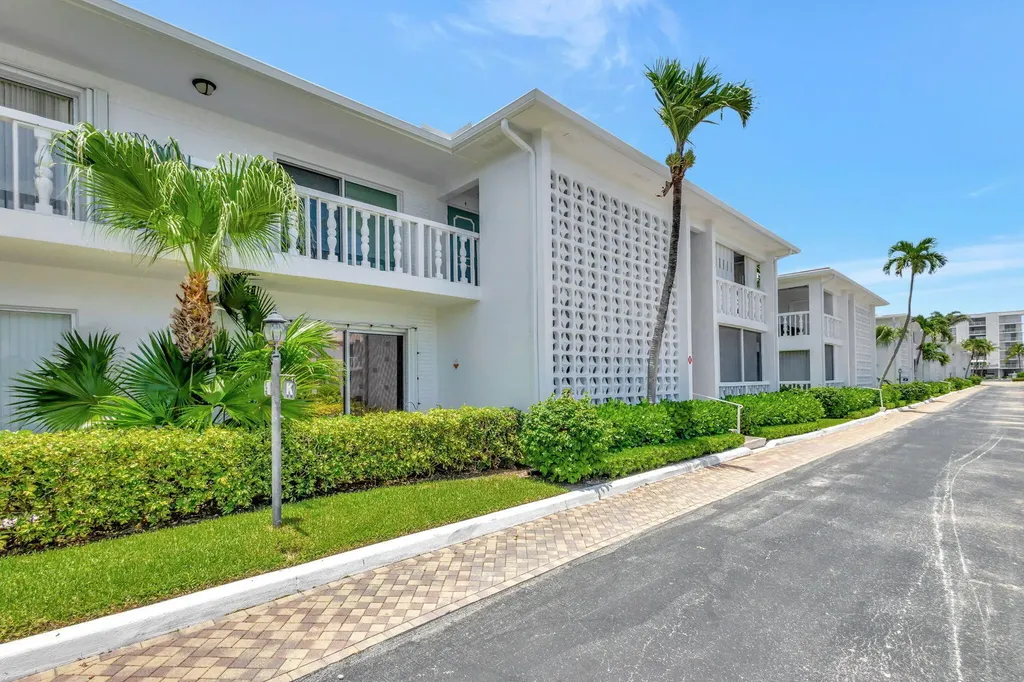 4201 S Ocean Boulevard South Palm Beach FL 33480