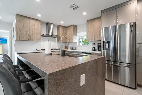 331 SE 6th Avenue Pompano Beach FL 33060