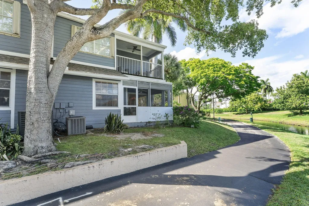 5272 Buckhead Circle Boca Raton FL 33486