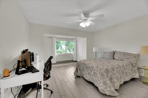 2633 NE 3rd Avenue Wilton Manors FL 33334