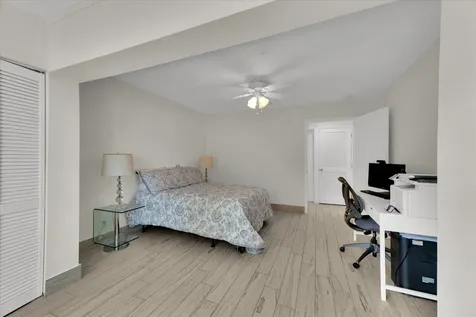 2633 NE 3rd Avenue Wilton Manors FL 33334