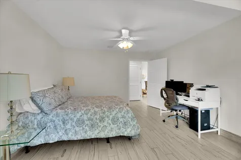 2633 NE 3rd Avenue Wilton Manors FL 33334