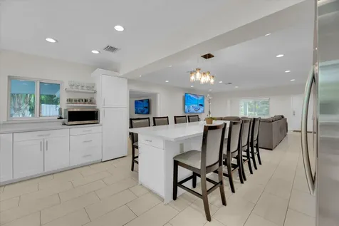 2633 NE 3rd Avenue Wilton Manors FL 33334