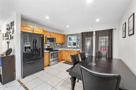 9804 NW 70th Street Tamarac FL 33321