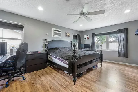 9804 NW 70th Street Tamarac FL 33321