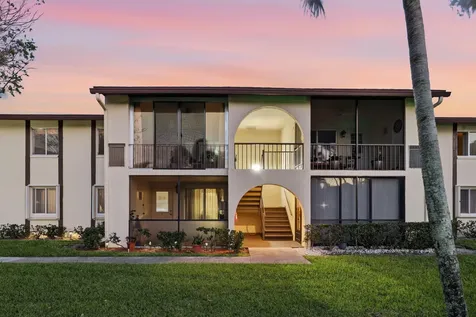 3561 Tall Pine Way Greenacres FL 33463