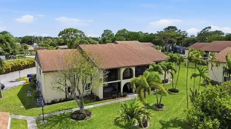 3561 Tall Pine Way Greenacres FL 33463