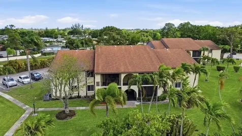 3561 Tall Pine Way Greenacres FL 33463