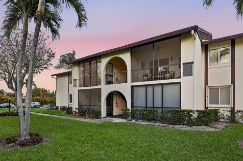 3561 Tall Pine Way Greenacres FL 33463