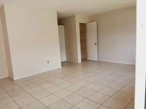 2506 S 30th S Street Fort Pierce FL 34981