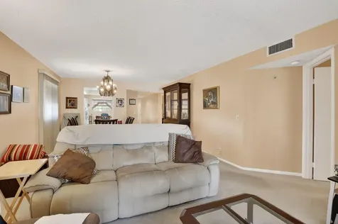 1401 SW 128th Terrace Pembroke Pines FL 33027