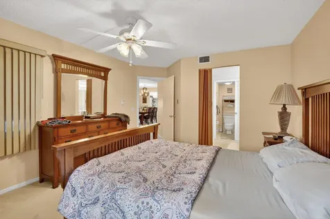 1401 SW 128th Terrace Pembroke Pines FL 33027