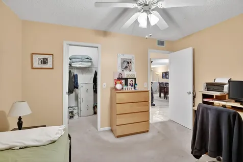 1401 SW 128th Terrace Pembroke Pines FL 33027
