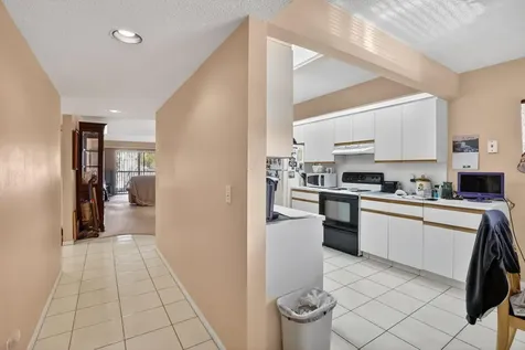 1401 SW 128th Terrace Pembroke Pines FL 33027