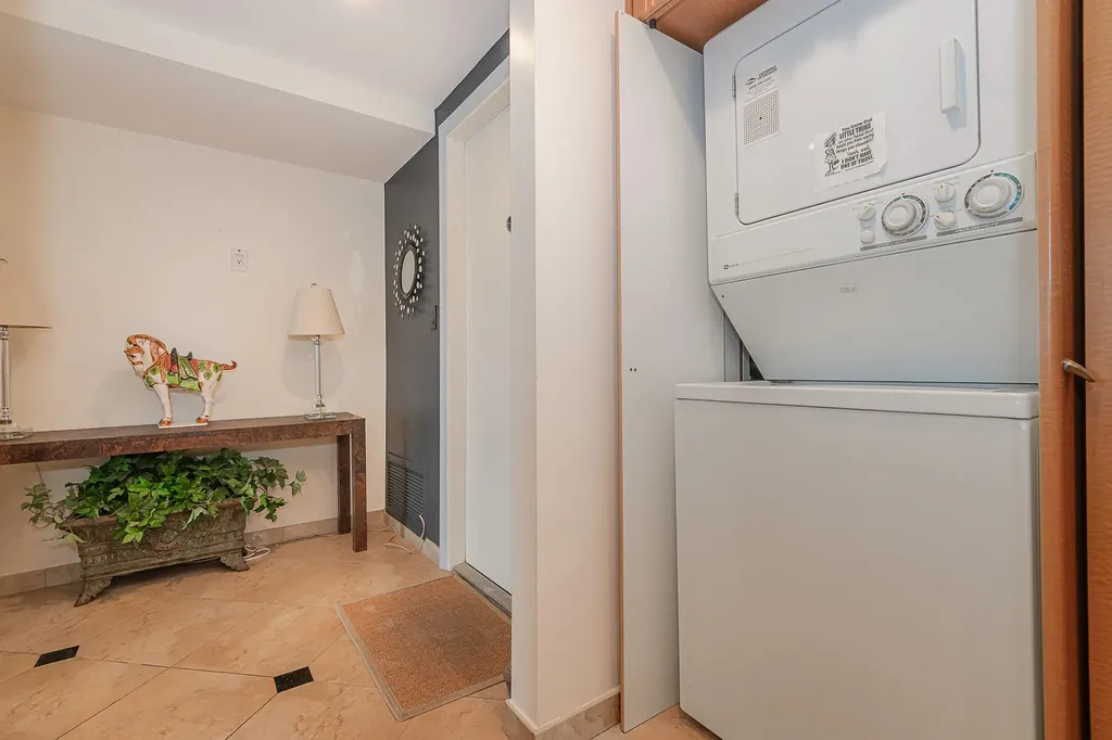 511 Bayshore Drive Fort Lauderdale FL 33304