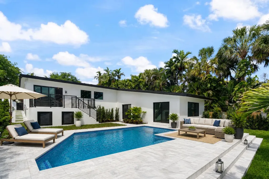 1032 SE 13th Terrace Fort Lauderdale FL 33316