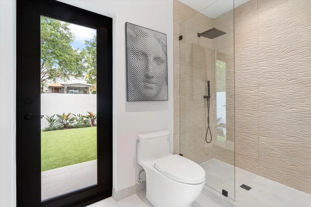 1032 SE 13th Terrace Fort Lauderdale FL 33316