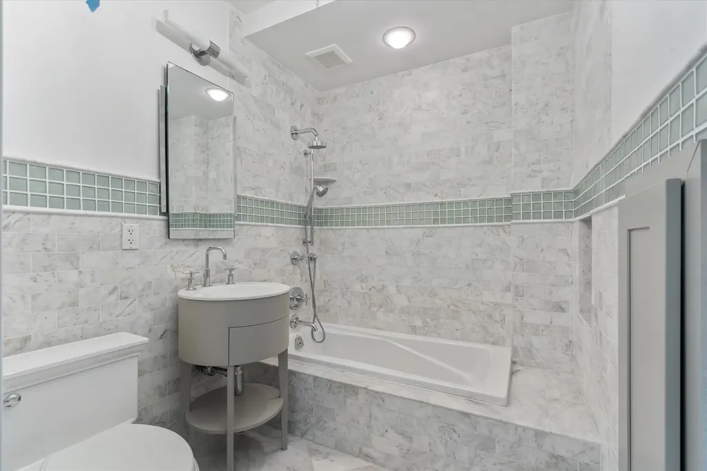 1032 SE 13th Terrace Fort Lauderdale FL 33316