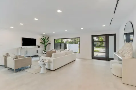 1032 SE 13th Terrace Fort Lauderdale FL 33316