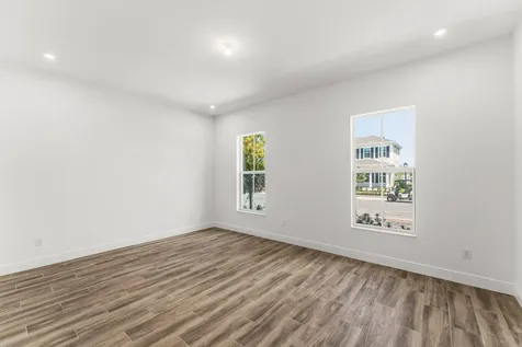 910 SW Newfield Avenue Palm City FL 34990