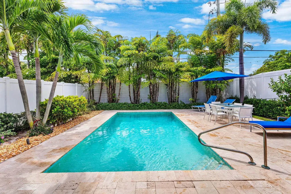 342 NE 7th Avenue Delray Beach FL 33483