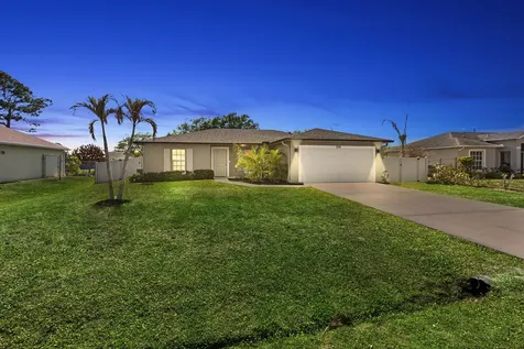 2118 SE Genoa Street Port St Lucie FL 34952