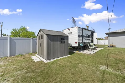 2118 SE Genoa Street Port St Lucie FL 34952
