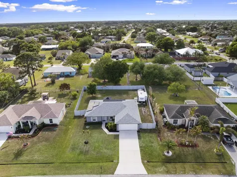2118 SE Genoa Street Port St Lucie FL 34952