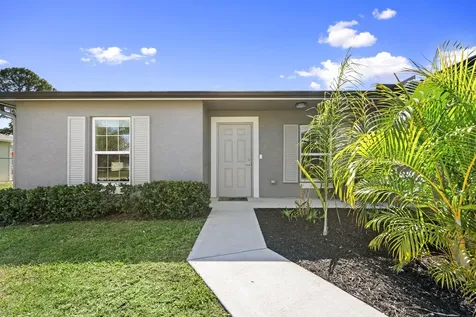 2118 SE Genoa Street Port St Lucie FL 34952