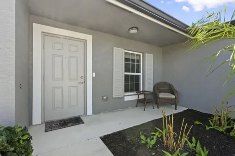 2118 SE Genoa Street Port St Lucie FL 34952