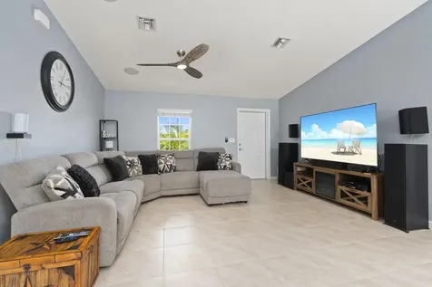 2118 SE Genoa Street Port St Lucie FL 34952