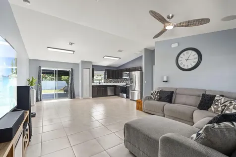2118 SE Genoa Street Port St Lucie FL 34952