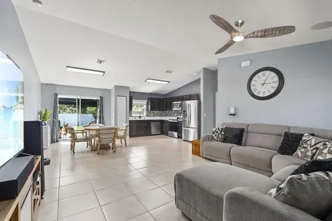 2118 SE Genoa Street Port St Lucie FL 34952