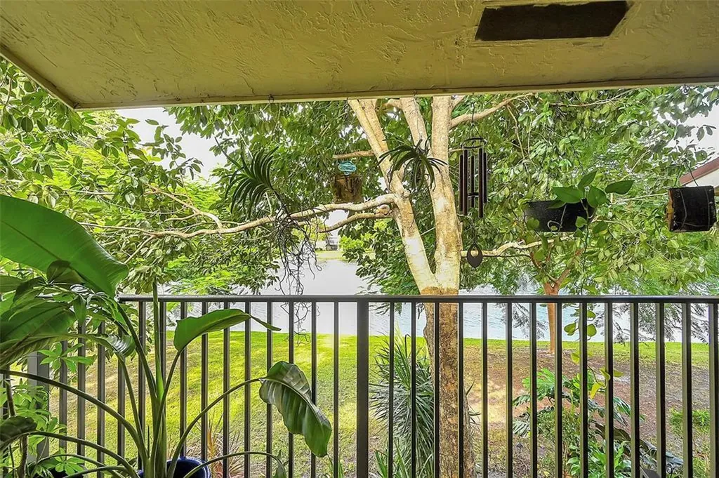 117 Gardens Drive Pompano Beach FL 33069