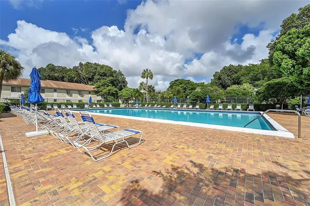 117 Gardens Drive Pompano Beach FL 33069