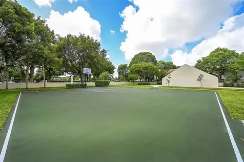 117 Gardens Drive Pompano Beach FL 33069